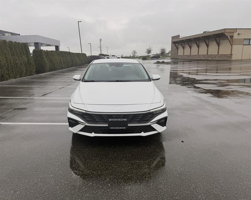 hyundai Elantra 2025 - 2