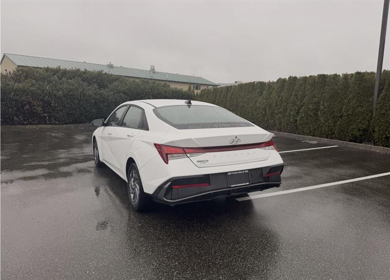 hyundai Elantra 2025 - 6