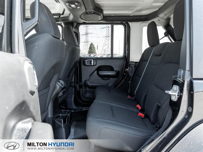 jeep Wrangler Unlimited 2018 - 22