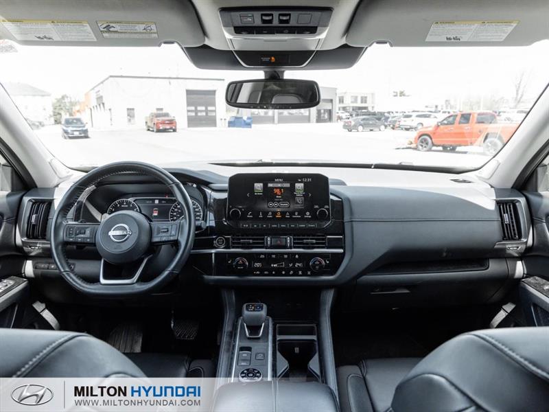 nissan Pathfinder 2022 - 30