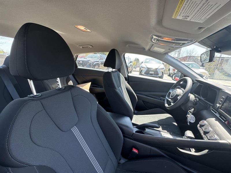 hyundai Elantra 2023 - 12