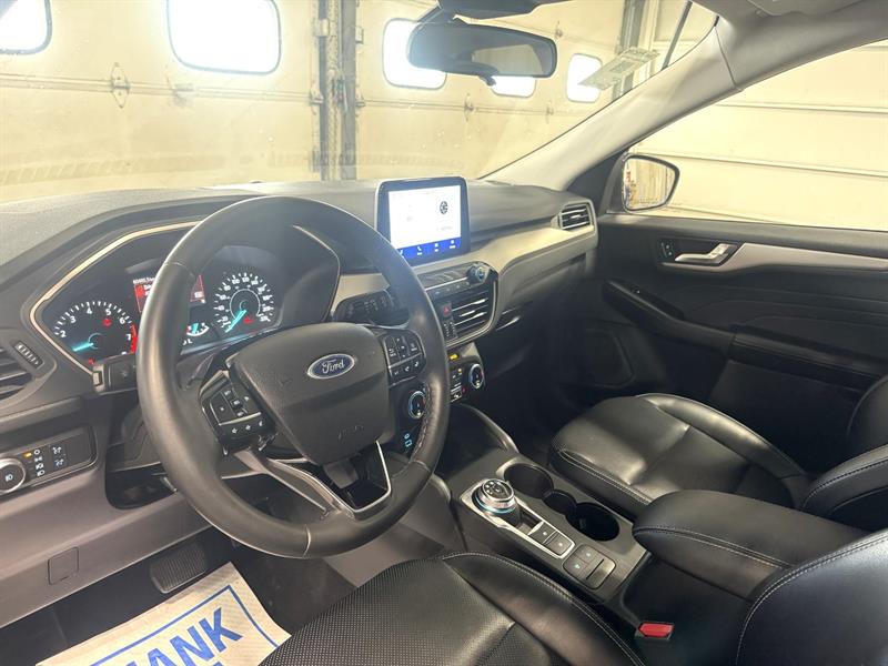 ford Escape 2022 - 12