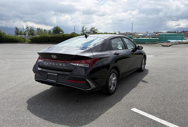hyundai Elantra 2024 - 8
