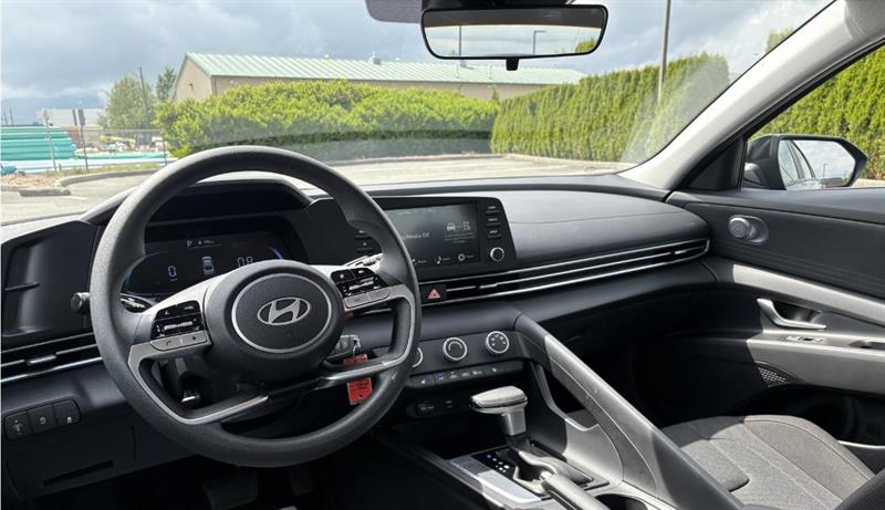 hyundai Elantra 2024 - 12