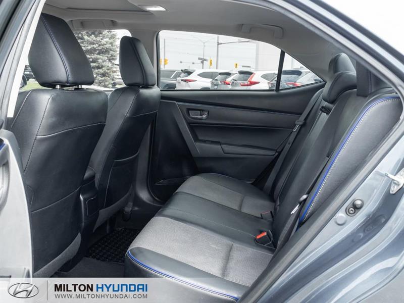 toyota Corolla 2017 - 24