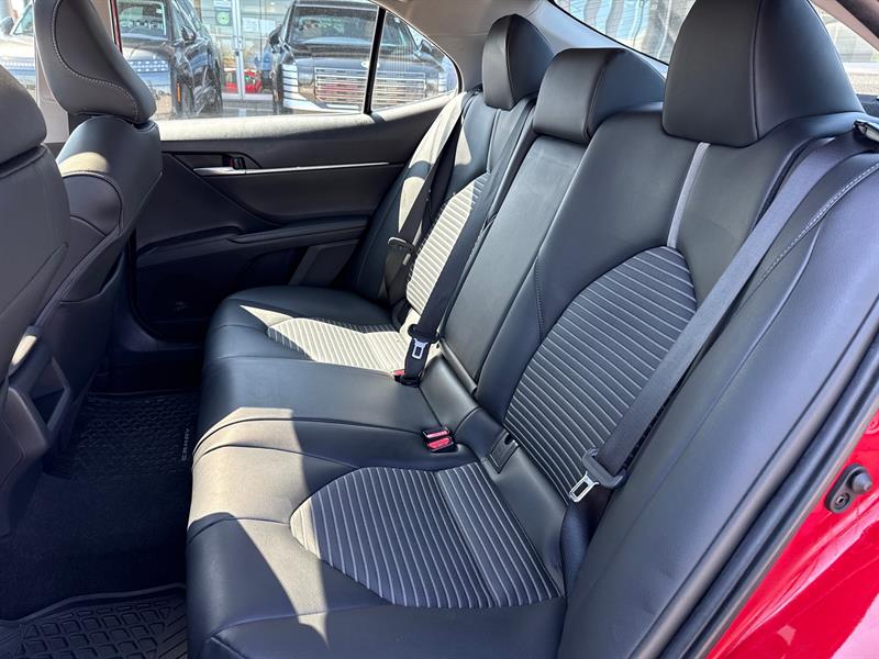 toyota Camry Hybrid 2021 - 13