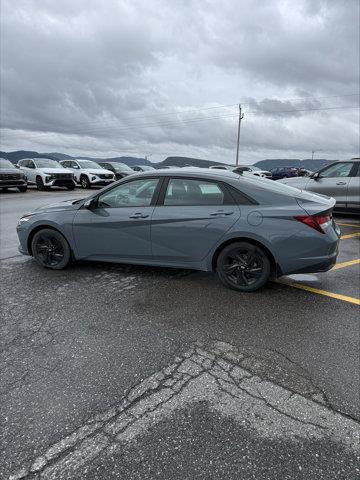 hyundai Elantra 2022 - 4
