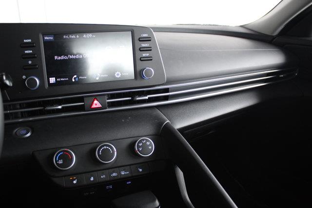 hyundai Elantra 2024 - 19