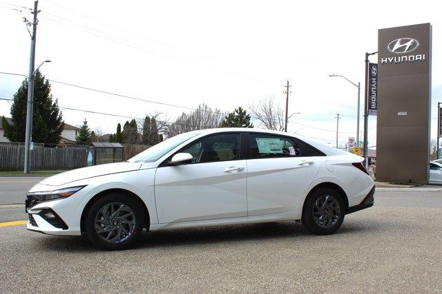 hyundai Elantra 2026 - 3