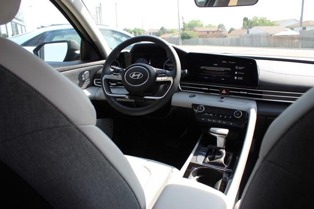 hyundai Elantra 2026 - 11