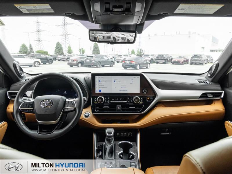 toyota Highlander 2023 - 32