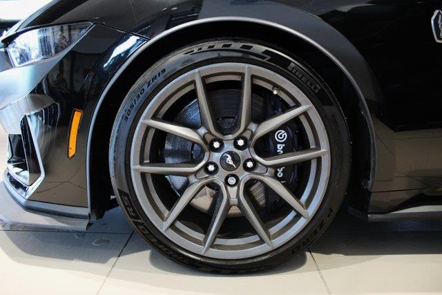 ford Mustang 2025 - 8
