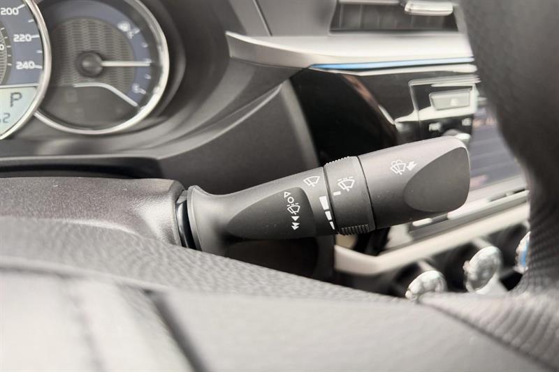 toyota Corolla 2016 - 24