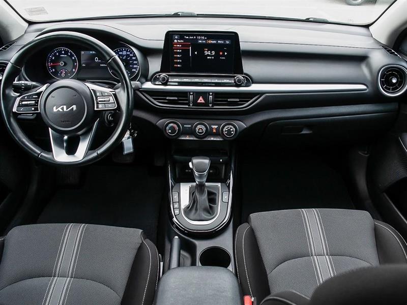 kia Forte 2022 - 25