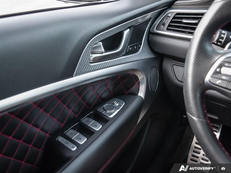 genesis G70 2022 - 16