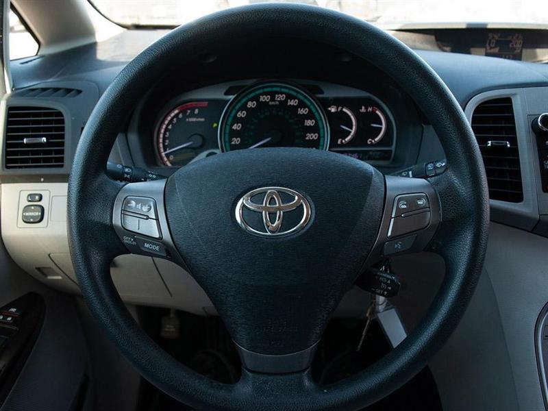 toyota Venza 2011 - 14