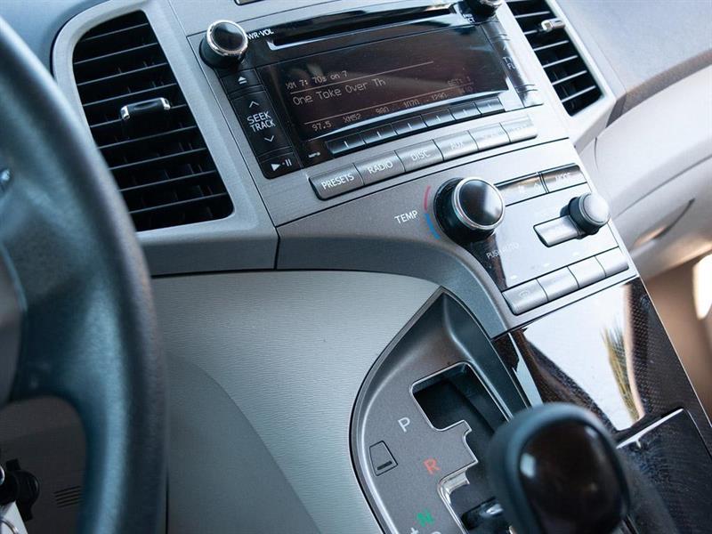 toyota Venza 2011 - 21