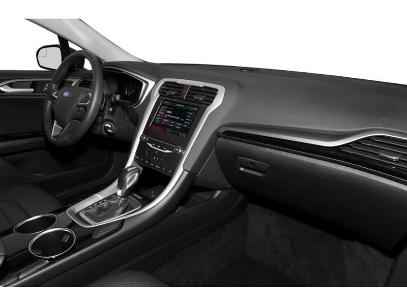 ford Fusion 2014 - 12