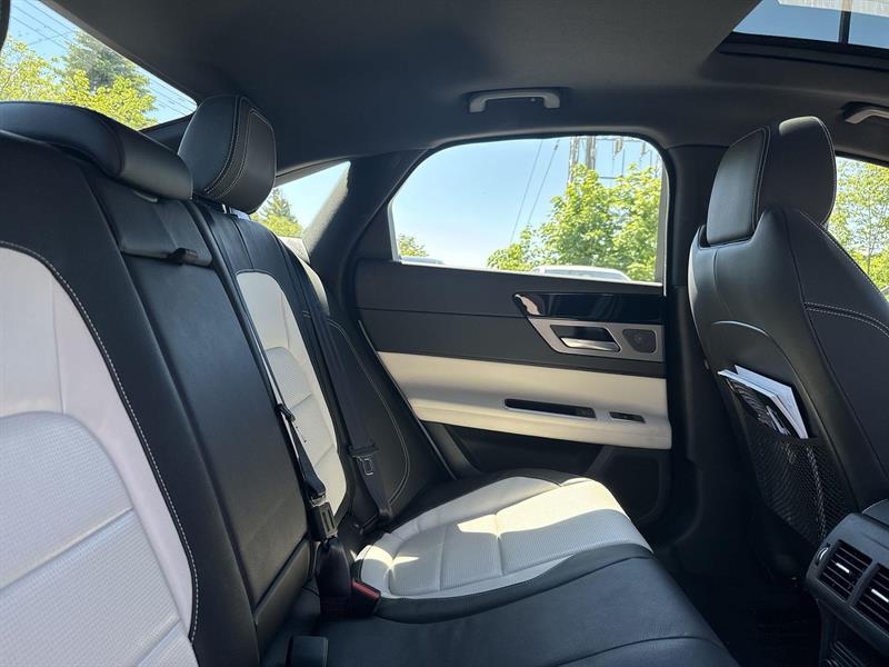jaguar XF 2017 - 11