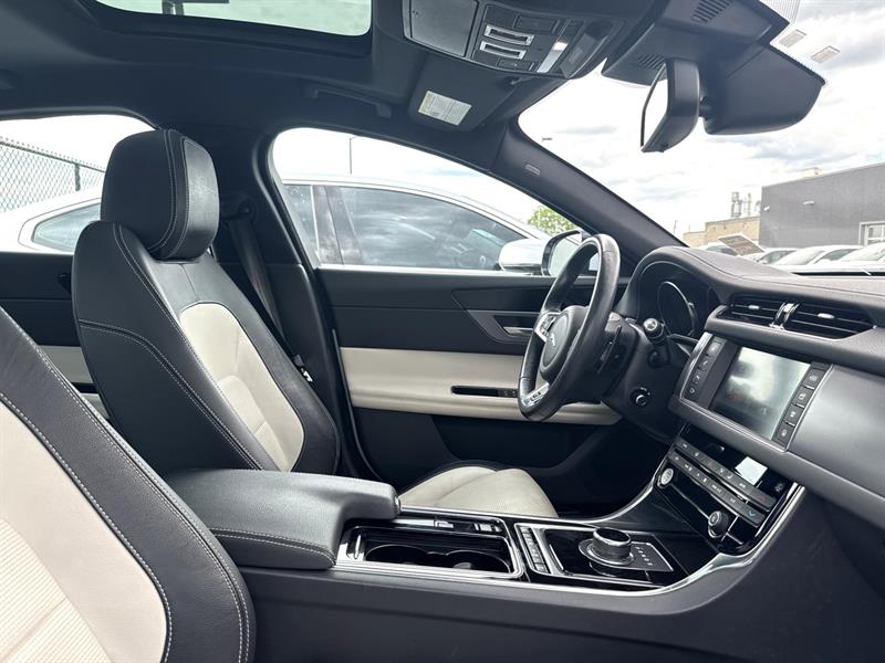 jaguar XF 2017 - 25