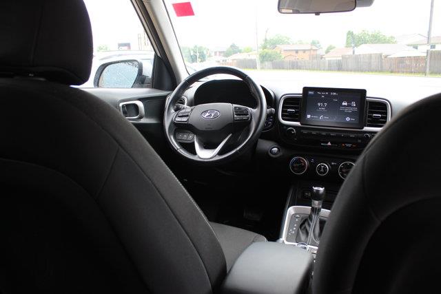 hyundai Venue 2022 - 11