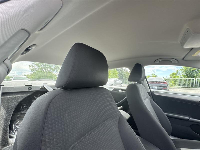 volkswagen Jetta 2016 - 11