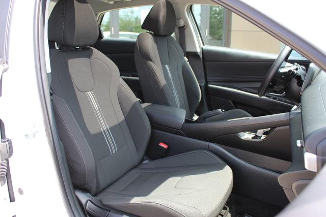 hyundai Elantra 2023 - 10