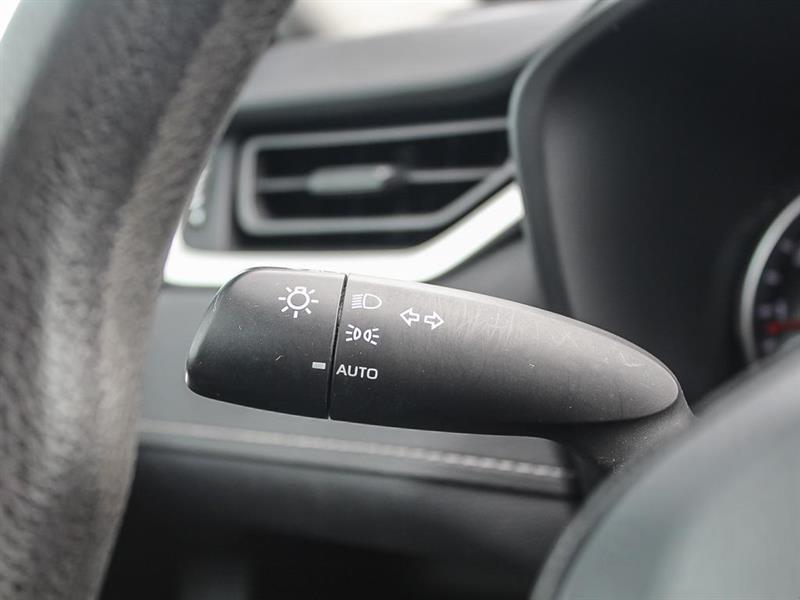 toyota RAV4 2021 - 16