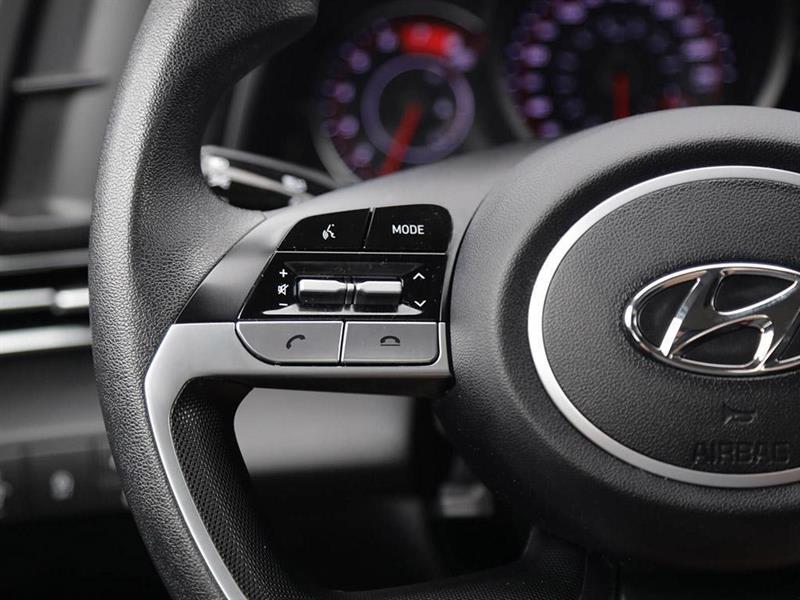 hyundai Elantra 2022 - 17