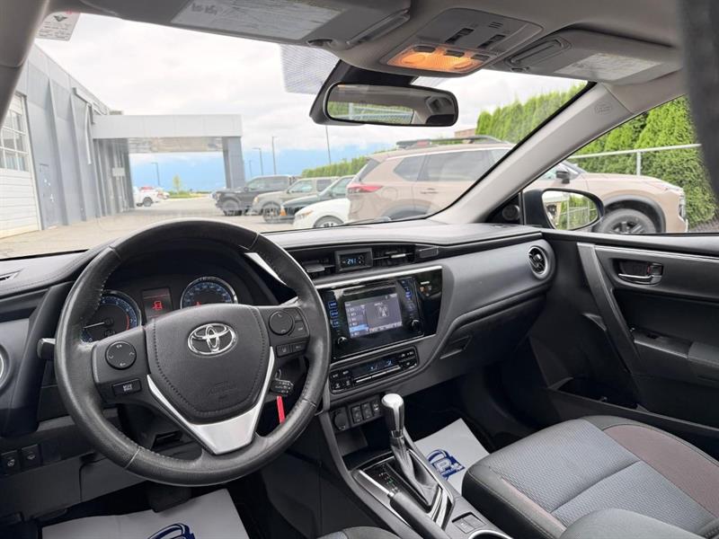 toyota Corolla 2017 - 12