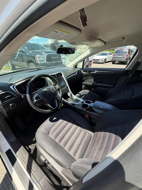 ford Fusion 2017 - 10