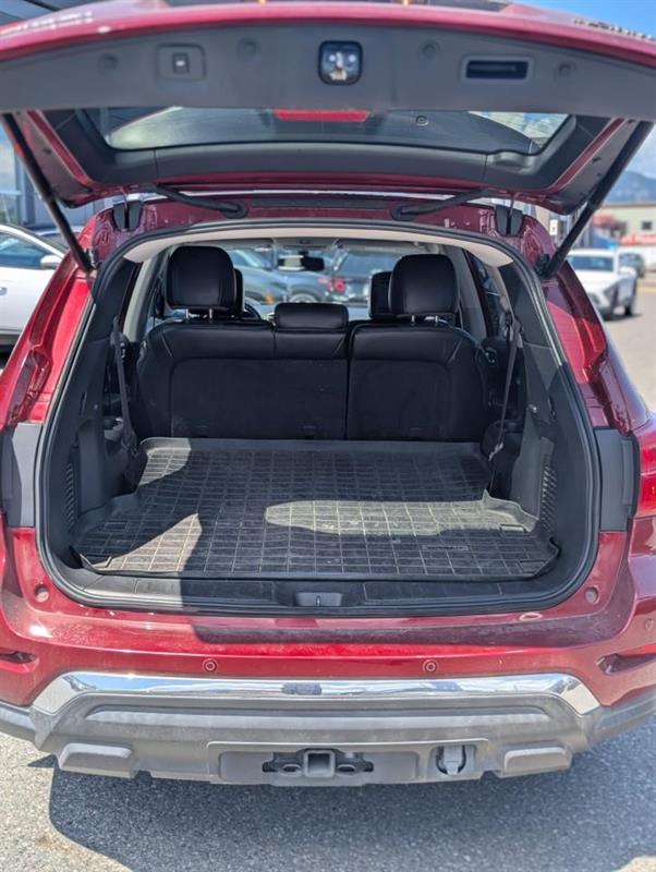 nissan Pathfinder 2018 - 13