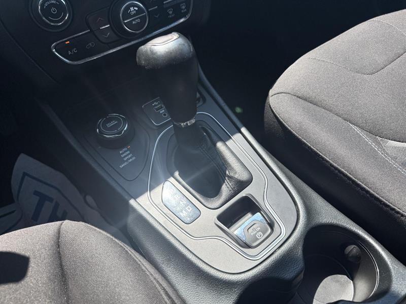jeep Cherokee 2022 - 22