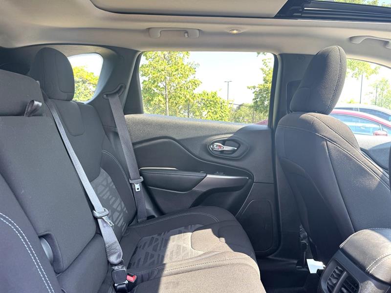 jeep Cherokee 2022 - 27