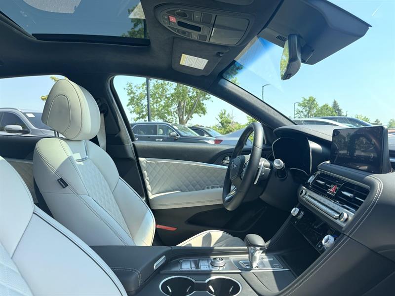 genesis G70 2025 - 26