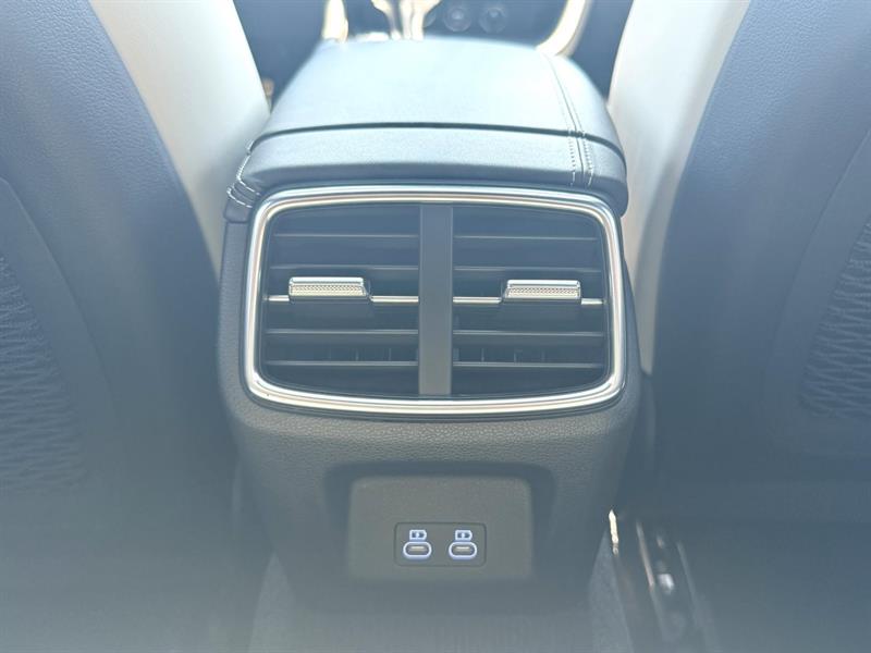 genesis G70 2025 - 31