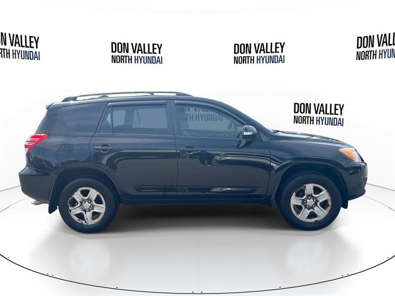 toyota RAV4 2010 - 9