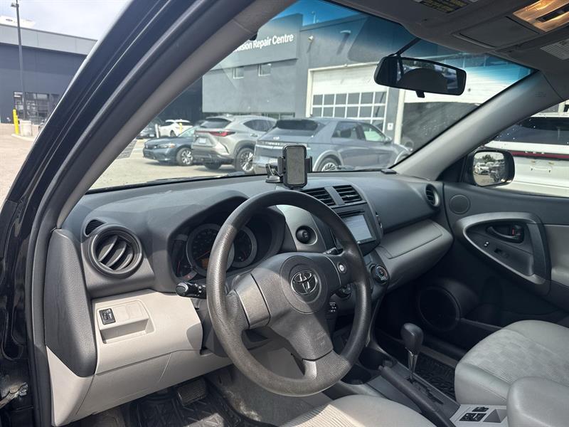 toyota RAV4 2010 - 12