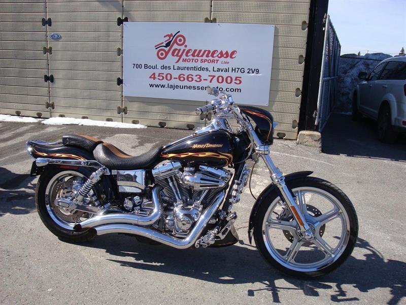Harley Davidson DYNA WIDE GLIDE CVO vendu 2002 Occasion à vendre Laval
