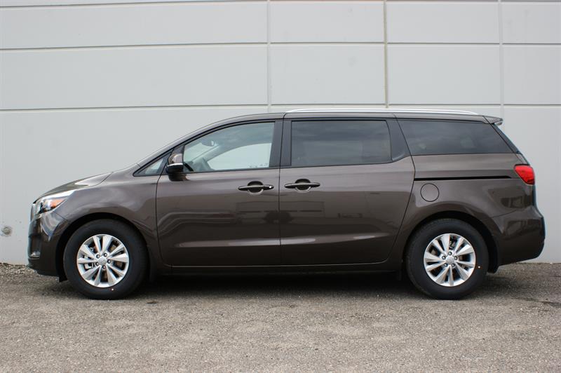 kia Sedona LX 2018 - 25