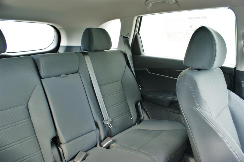 kia Sorento 2.4 LX 2019 - 19