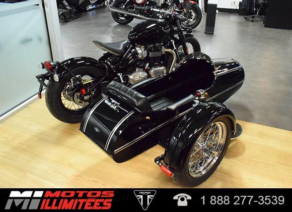triumph bobber with sidecar