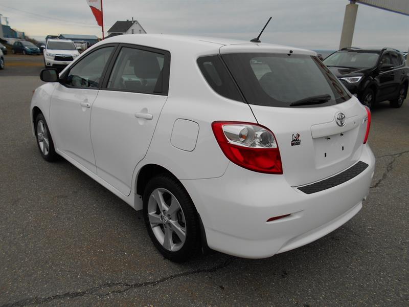 Toyota matrix 2014