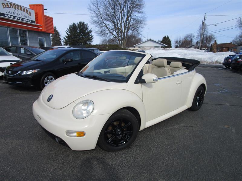 Véhicule Volkswagen New Beetle Convertible 2004 Usagé à vendre à