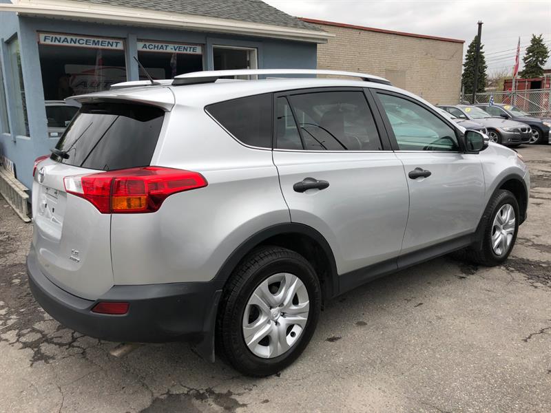 Véhicule Toyota RAV4 2013 Usagé à vendre à Montreal, Québec 12512378