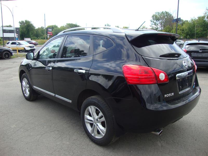 Nissan rogue 2012