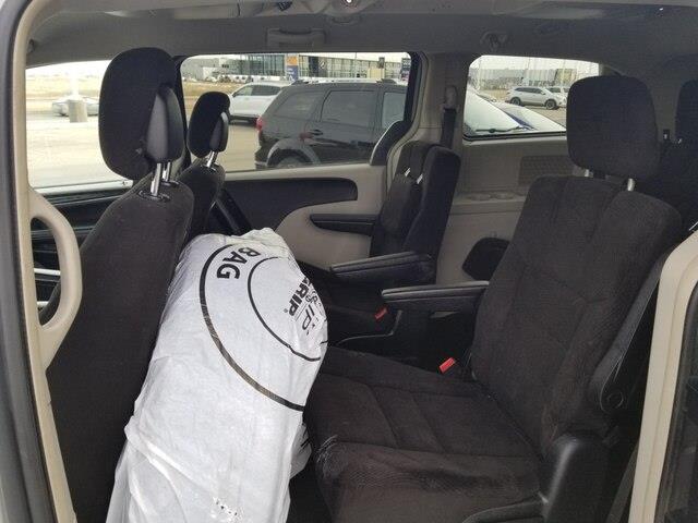 Used Chrysler Town And Country 2014 For Sale In Calgary