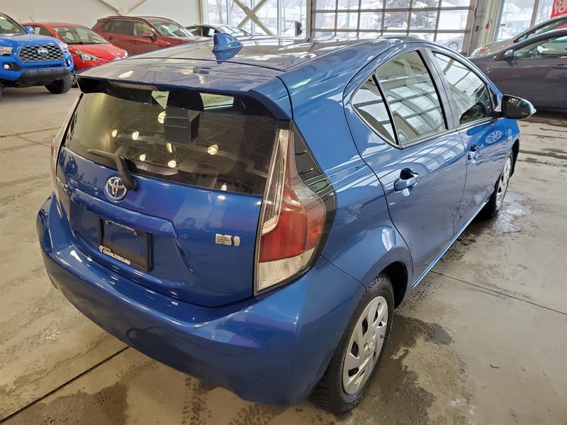 Véhicule Toyota Prius c 2016 Usagé à vendre à Quebec, Québec 12731275