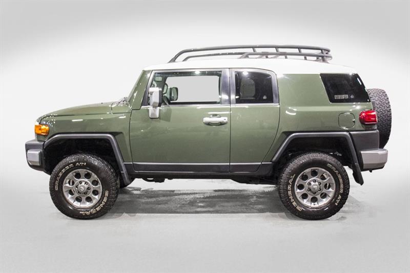 Véhicule Toyota FJ Cruiser 2012 Usagé à vendre à Dorval, Québec