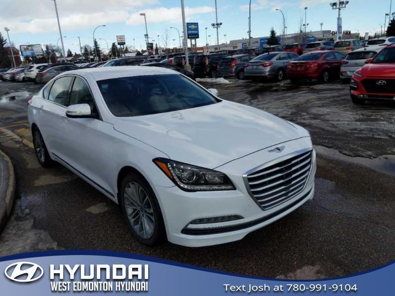Véhicule Hyundai Genesis 2015 Usagé à vendre à Edmonton, Alberta
